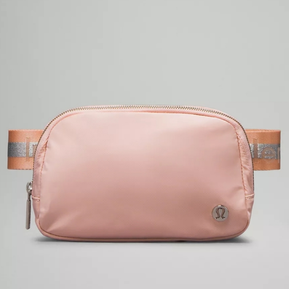 Lululemon Everywhere Belt Bag 1L Wordmark